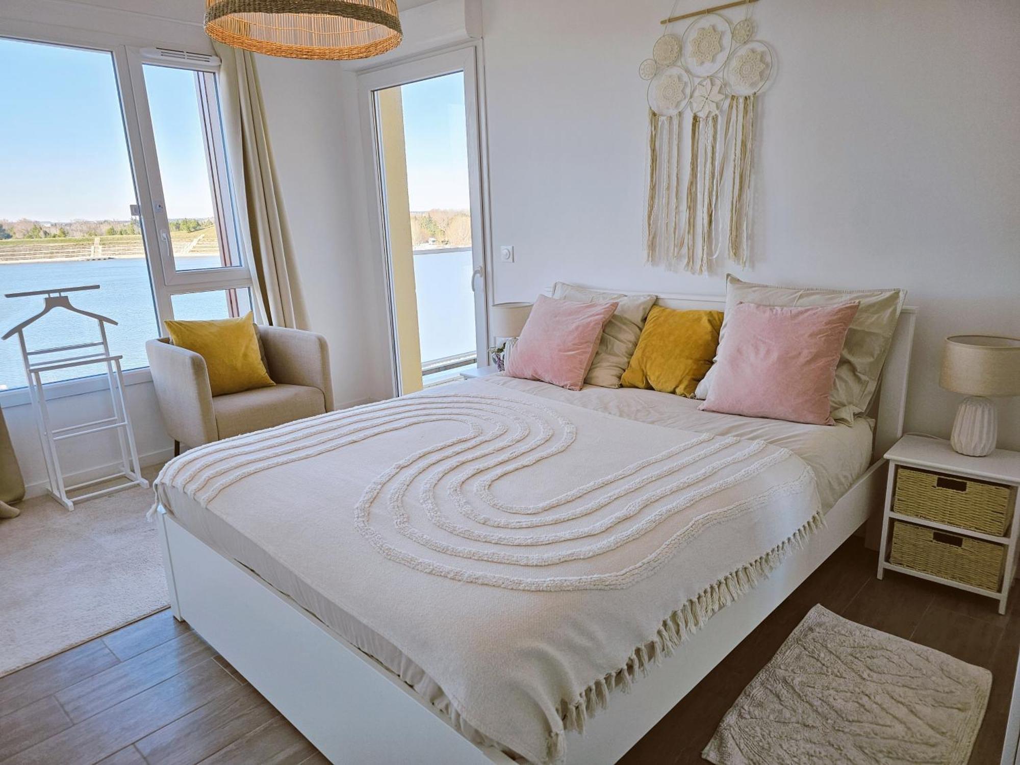 Lakeside Provence - Appartement Classe 4 Etoiles, Vue Sur Le Lac, Parking Sous-Sol, Double Clim Monteux Exterior foto