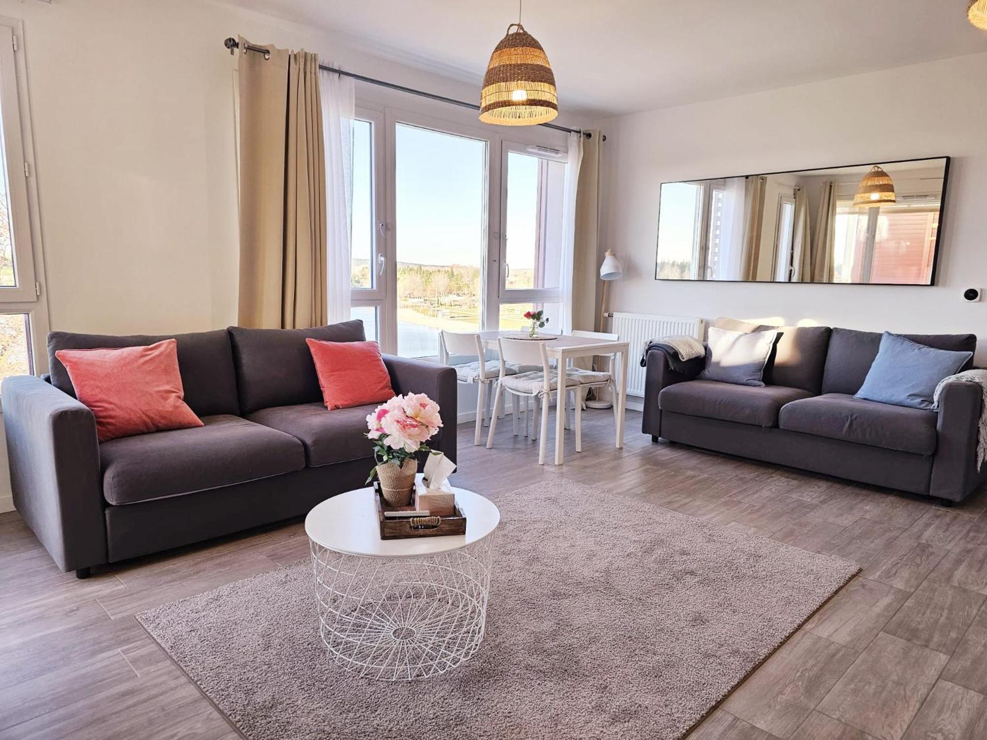 Lakeside Provence - Appartement Classe 4 Etoiles, Vue Sur Le Lac, Parking Sous-Sol, Double Clim Monteux Exterior foto